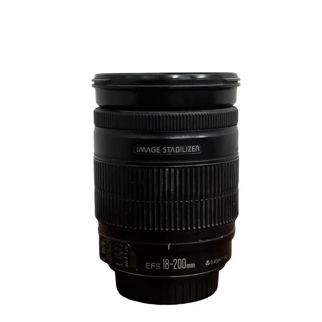 Canon EF-S 18–200mm lens