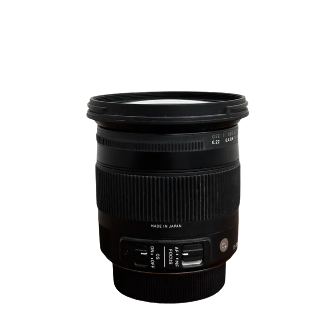 SIGMA 17-70 mm f/2.8 – 4 DC (Nikon Mount)