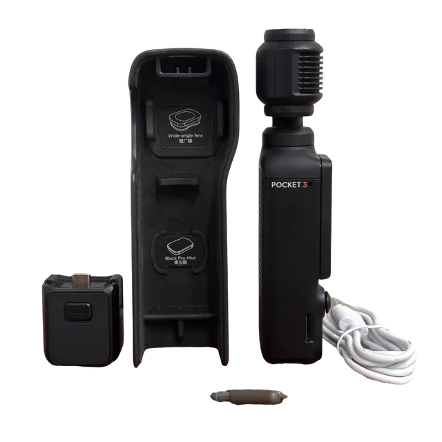 DJI Osmo Pocket 3 Standard Combo