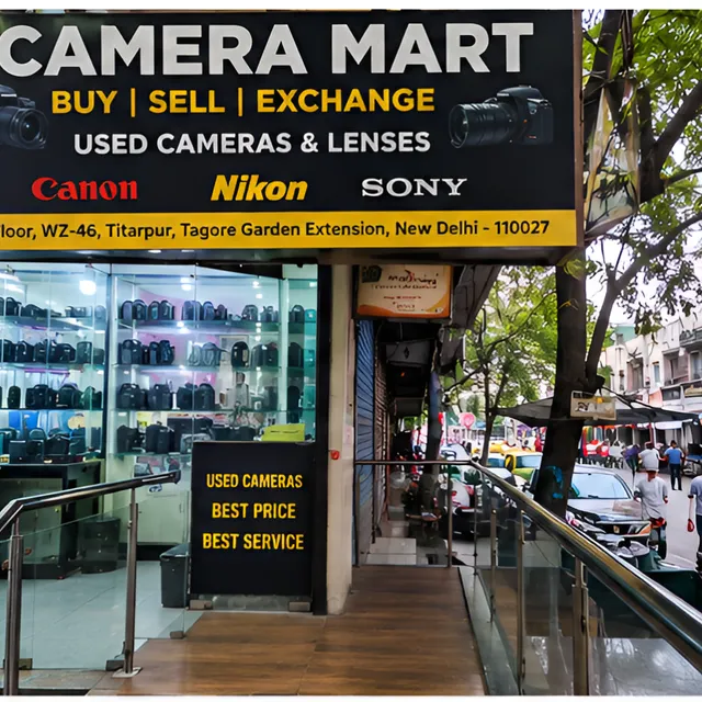 Buy a Second-Hand Camera in Delhi