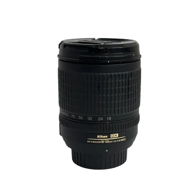Nikon 18-135mm f/3.5-5.6G ED-IF AF-S DX Zoom Nikkor