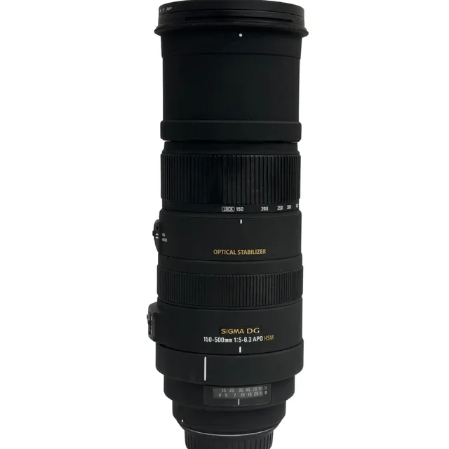 Sigma 150-500mm f/5-6.3 DG OS HSM lens (Cannon mount)